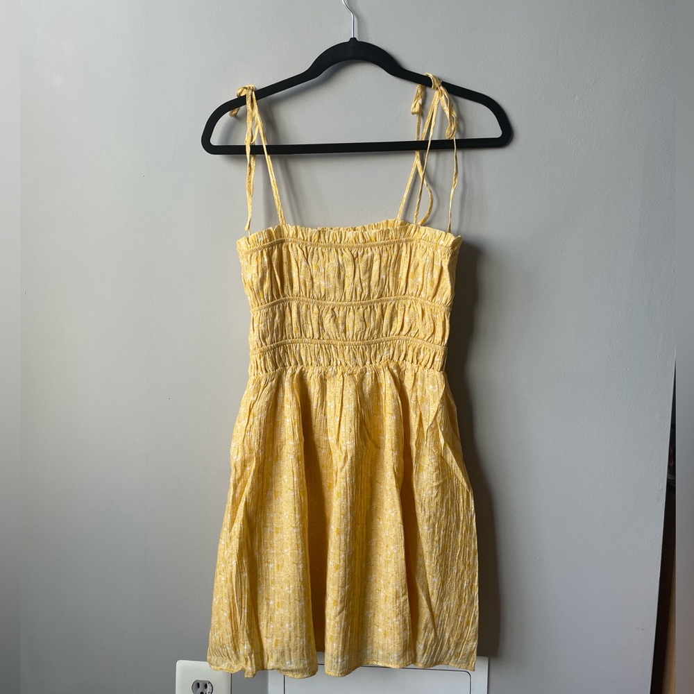 Forever 21 Dress 💛